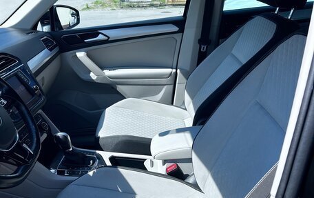 Volkswagen Tiguan II, 2017 год, 2 000 000 рублей, 5 фотография