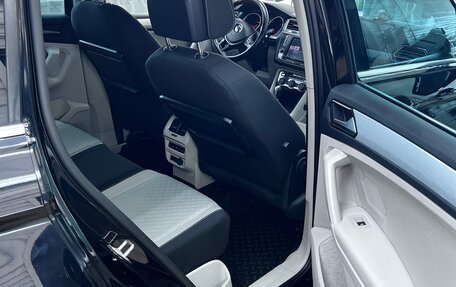 Volkswagen Tiguan II, 2017 год, 2 000 000 рублей, 17 фотография