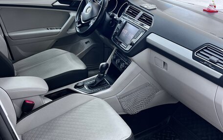 Volkswagen Tiguan II, 2017 год, 2 000 000 рублей, 16 фотография