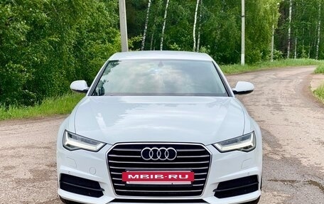 Audi A6, 2018 год, 2 850 000 рублей, 13 фотография