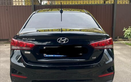 Hyundai Solaris II рестайлинг, 2017 год, 1 050 000 рублей, 12 фотография