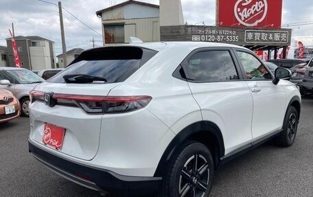 Honda Vezel, 2024 год, 2 050 000 рублей, 5 фотография
