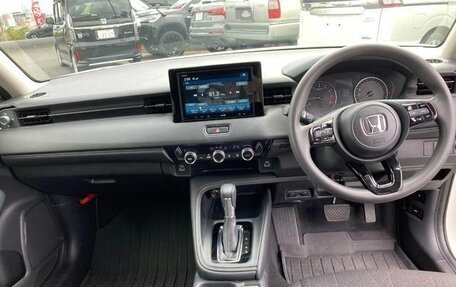 Honda Vezel, 2024 год, 2 050 000 рублей, 9 фотография