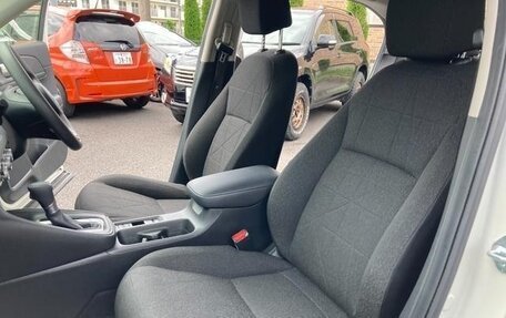 Honda Vezel, 2024 год, 2 050 000 рублей, 17 фотография