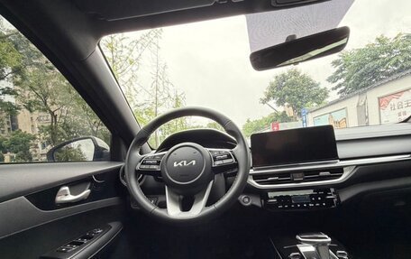 KIA K3, 2022 год, 1 650 000 рублей, 9 фотография