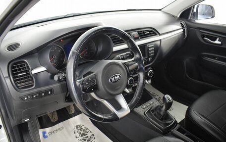 KIA Rio IV, 2018 год, 1 090 000 рублей, 10 фотография
