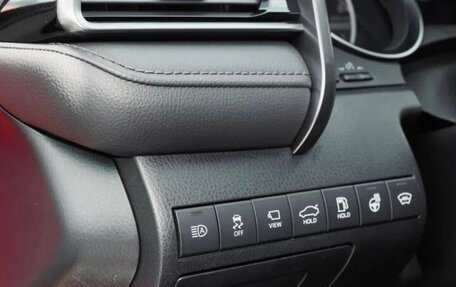 Toyota Camry, 2021 год, 3 000 000 рублей, 11 фотография