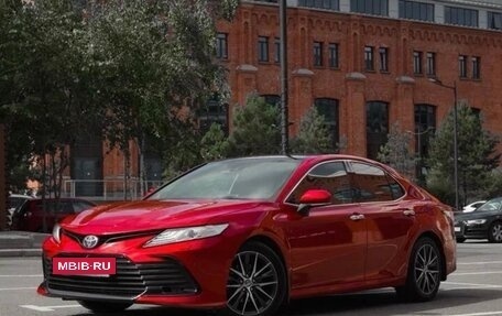 Toyota Camry, 2021 год, 3 000 000 рублей, 4 фотография