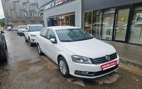 Volkswagen Passat B7, 2013 год, 980 000 рублей, 2 фотография