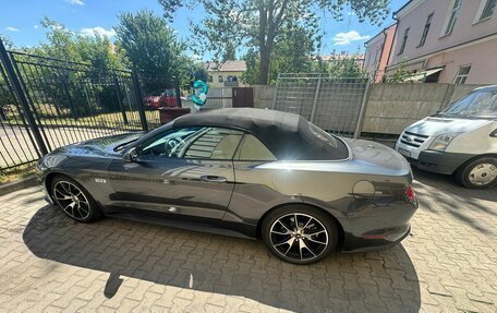Ford Mustang VI рестайлинг, 2020 год, 2 600 000 рублей, 1 фотография
