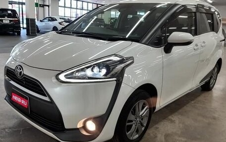 Toyota Sienta II, 2017 год, 980 000 рублей, 1 фотография