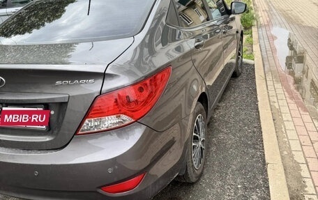 Hyundai Solaris II рестайлинг, 2014 год, 810 000 рублей, 2 фотография