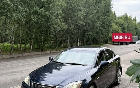Lexus IS II рестайлинг 2, 2005 год, 1 200 000 рублей, 3 фотография