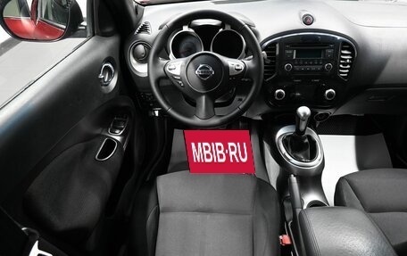 Nissan Juke II, 2011 год, 975 000 рублей, 11 фотография