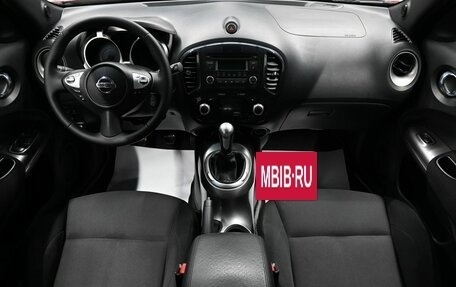 Nissan Juke II, 2011 год, 975 000 рублей, 10 фотография