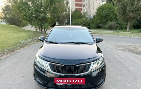 KIA Rio III рестайлинг, 2011 год, 600 000 рублей, 3 фотография