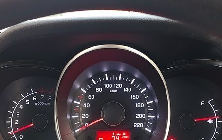 KIA Rio III рестайлинг, 2013 год, 830 000 рублей, 7 фотография