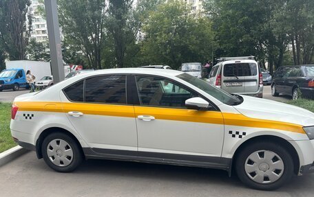 Skoda Octavia, 2018 год, 700 000 рублей, 2 фотография