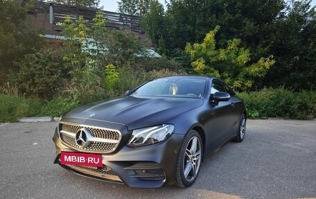 Mercedes-Benz E-Класс, 2019 год, 5 300 000 рублей, 2 фотография
