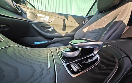 Mercedes-Benz E-Класс, 2019 год, 5 300 000 рублей, 18 фотография