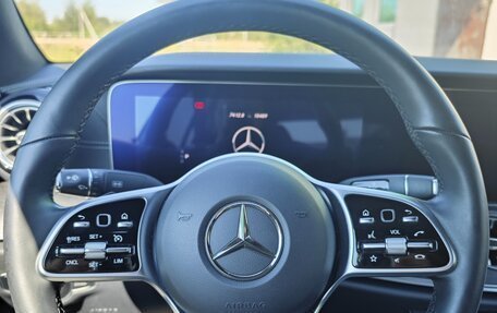 Mercedes-Benz E-Класс, 2019 год, 5 300 000 рублей, 21 фотография