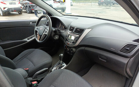 Hyundai Solaris II рестайлинг, 2014 год, 735 000 рублей, 15 фотография