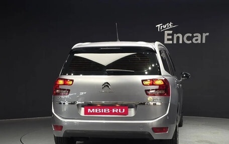 Citroen C4 Picasso II рестайлинг, 2018 год, 1 559 000 рублей, 4 фотография
