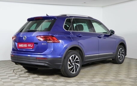 Volkswagen Tiguan II, 2018 год, 2 129 990 рублей, 5 фотография