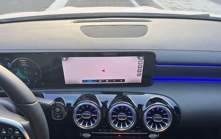 Mercedes-Benz A-Класс, 2023 год, 1 540 000 рублей, 11 фотография
