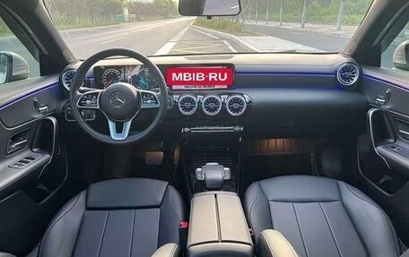 Mercedes-Benz A-Класс, 2023 год, 1 540 000 рублей, 8 фотография