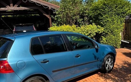 Volkswagen Golf V, 2005 год, 445 000 рублей, 2 фотография