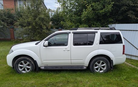 Nissan Pathfinder, 2011 год, 1 500 000 рублей, 4 фотография