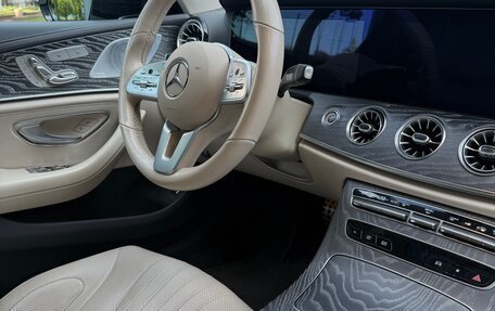 Mercedes-Benz CLS, 2020 год, 6 150 000 рублей, 12 фотография