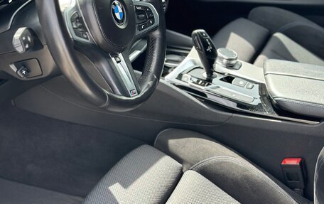 BMW 5 серия, 2018 год, 3 900 000 рублей, 11 фотография