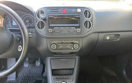 Volkswagen Golf Plus II, 2011 год, 1 499 000 рублей, 13 фотография