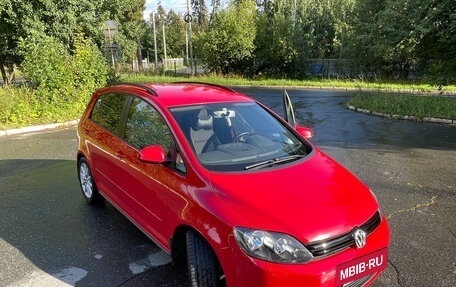 Volkswagen Golf Plus II, 2011 год, 1 499 000 рублей, 2 фотография