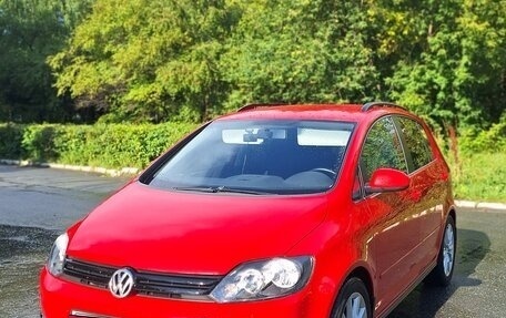 Volkswagen Golf Plus II, 2011 год, 1 499 000 рублей, 22 фотография