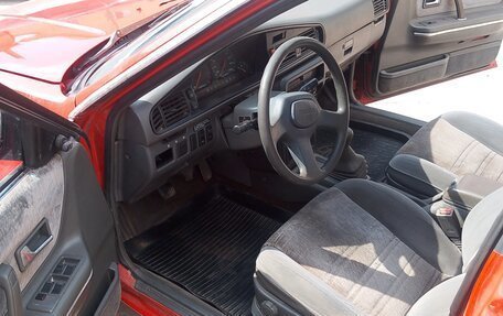 Mazda 626, 1988 год, 150 000 рублей, 8 фотография