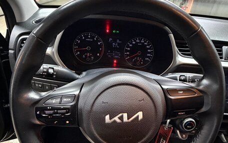 KIA Rio IV, 2021 год, 1 600 000 рублей, 10 фотография