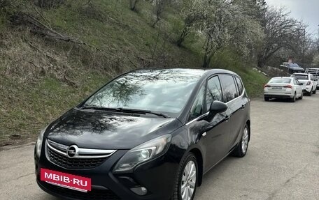 Opel Zafira C рестайлинг, 2014 год, 1 100 000 рублей, 5 фотография