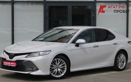 Toyota Camry, 2019 год, 2 840 000 рублей, 1 фотография