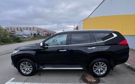 Mitsubishi Pajero Sport III рестайлинг, 2017 год, 2 519 000 рублей, 3 фотография