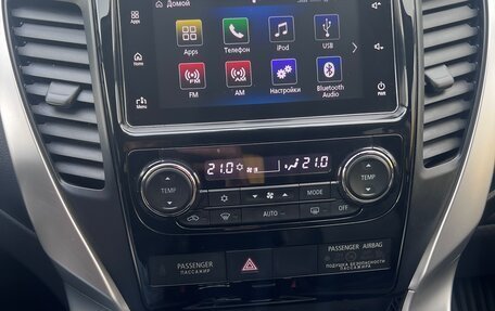 Mitsubishi Pajero Sport III рестайлинг, 2017 год, 2 519 000 рублей, 5 фотография