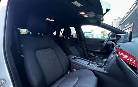 Mazda CX-4, 2023 год, 2 700 000 рублей, 9 фотография