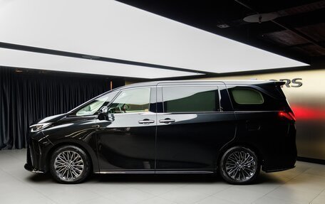 Lexus LM, 2024 год, 17 500 000 рублей, 7 фотография