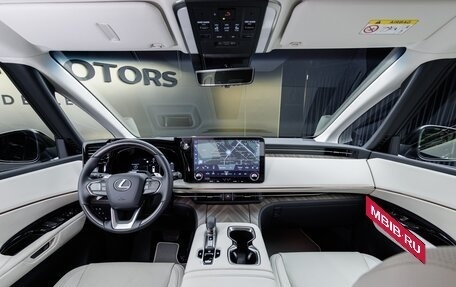 Lexus LM, 2024 год, 17 500 000 рублей, 15 фотография