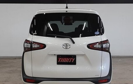 Toyota Sienta II, 2017 год, 980 000 рублей, 5 фотография