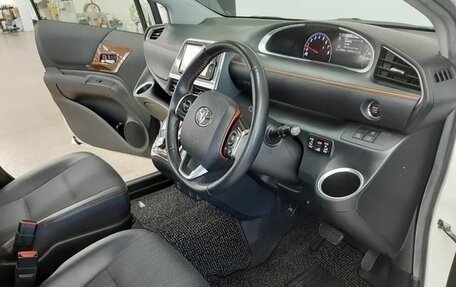 Toyota Sienta II, 2017 год, 980 000 рублей, 7 фотография