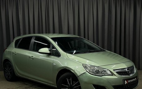 Opel Astra J, 2010 год, 579 900 рублей, 2 фотография