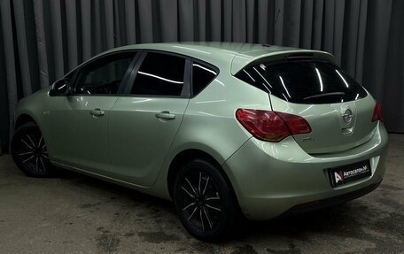 Opel Astra J, 2010 год, 579 900 рублей, 4 фотография